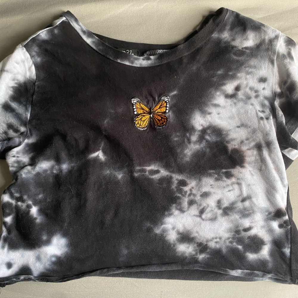 Rue 21 tee